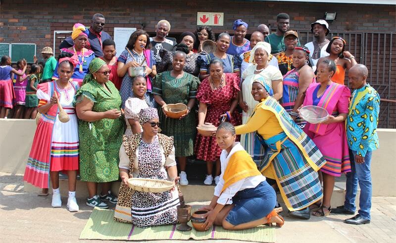 Mashemong unites different cultures for Heritage Day in Thembisa.