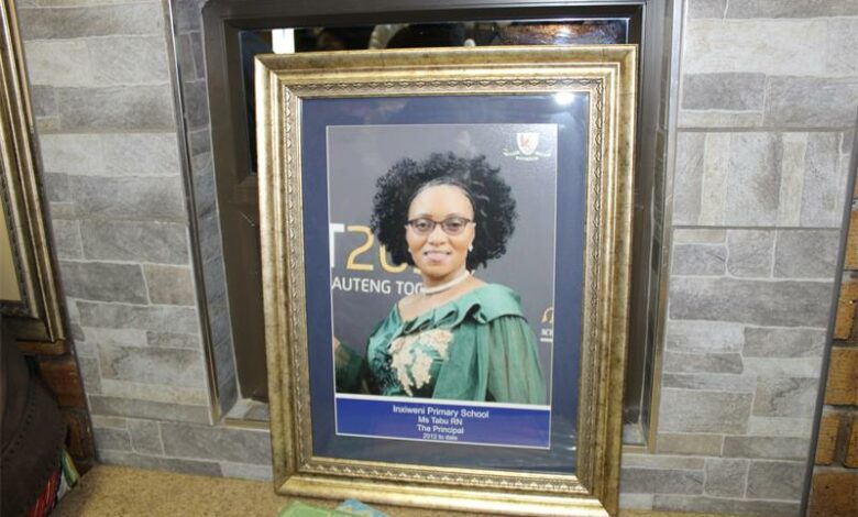 Woman (26) arrested for double murder at primary school | Kempton Express