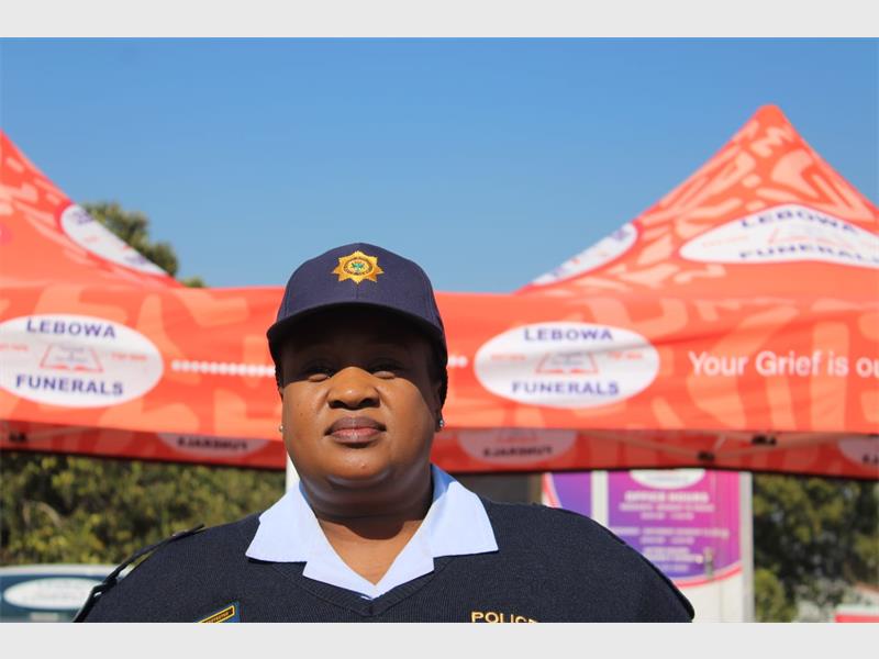 The community is advised to be cautious of strangers in need of help, as this could be a distraction tactic for robbery.