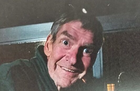 Long-time community caregiver Rebeca Phathakge has appealed to the public for help in tracing the family of David Fourie, who died on December 14.