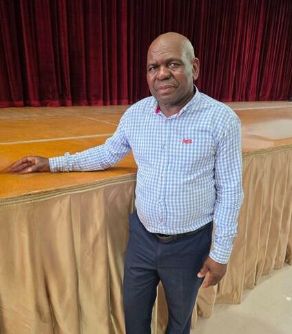 Learners and educators honoured Petros Malesa for his decades of dedication to maintaining the school grounds.