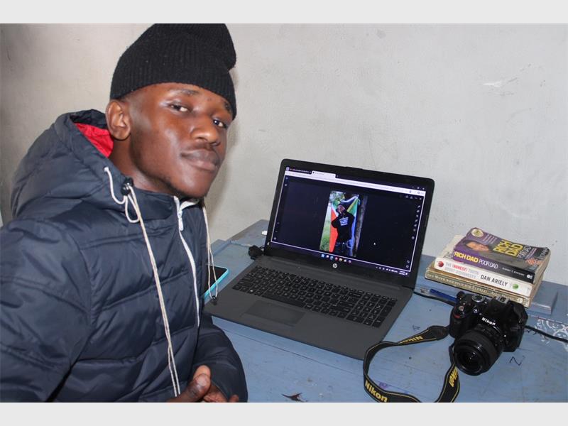 Birch Acres creative captures moments through the lens