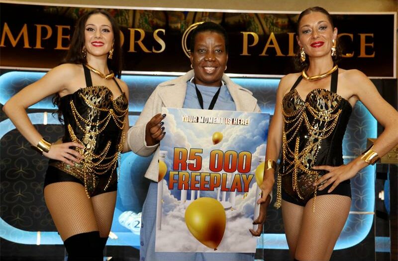 Dipolelo Moremi from Thembisa celebrates her win in the R22m Empire of Treasures promotion, taking home R5 000 in FreePlay.