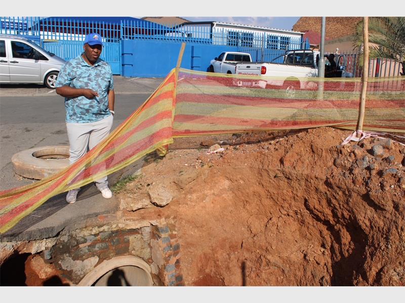 The City of Ekurhuleni says the road damage on Fire Thorn Street is a collapsed stormwater system, with repairs now in progress after months of concern.