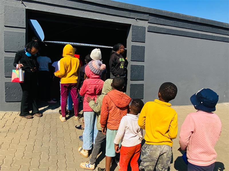 Thembisa Community Forum deputy chairperson Thulani Skhwinyane has launched a soup kitchen to provide warm meals to vulnerable residents, especially children during the school holidays.