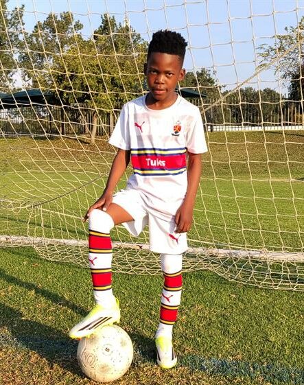 His talent was soon recognised by his father, leading to his enrolment at the Wits Junior Football Academy.