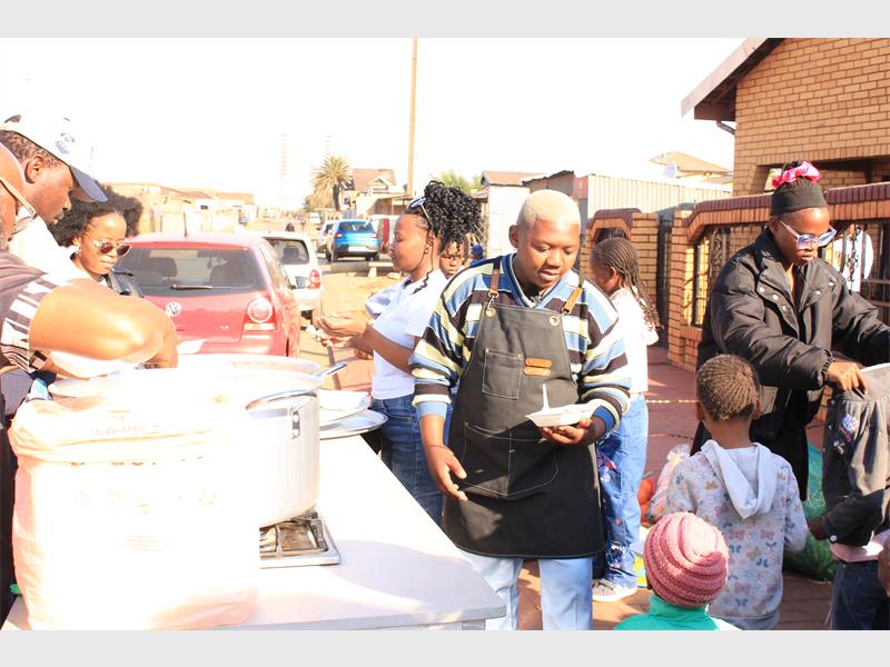 Teacher and philanthropist Hluphi Shili gives back to Ecaleni children