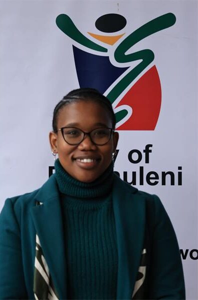 CoE teaches the community of Thembisa about climate change.