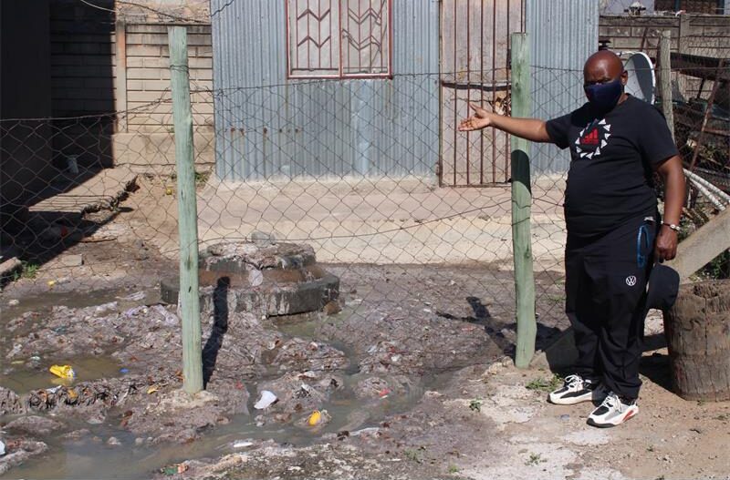 Residents and businesses in Kgatlamping Section say ongoing sewage blockages along Robert Mathekga Drive are disrupting daily life, affecting businesses and forcing a nearby preschool to change its operations.
