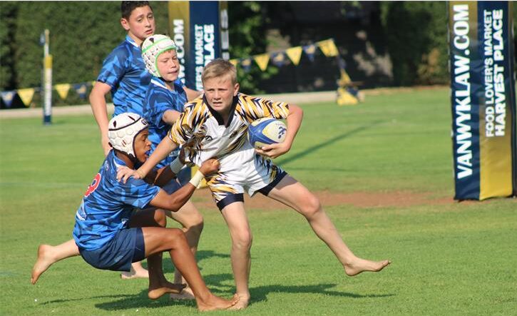 Laerskool Kruinsig delivered a skillful performance against Farrarmere Primary School.