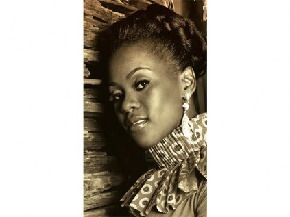 Naima Kay will also be on stage.