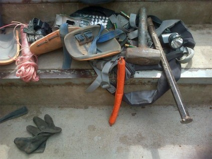 The items seized during the arrest of a 32-year-old man.