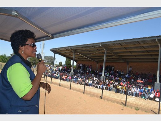 MMC Ndosi Shongwe addresses the newly appointed members of the Clean City Brigade, on their first day of work, at the KwaThema Stadium, last Monday.