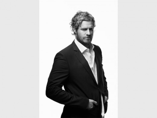 The Big Top Arena at Carnival City will be rocked by Arno Carstens, as well as Francois van Coke, on February 24.