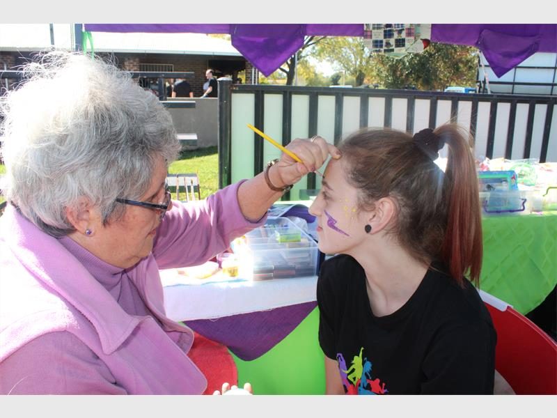 The market will be open from 09:00 to 14:00 at the home at 11 Castor Road