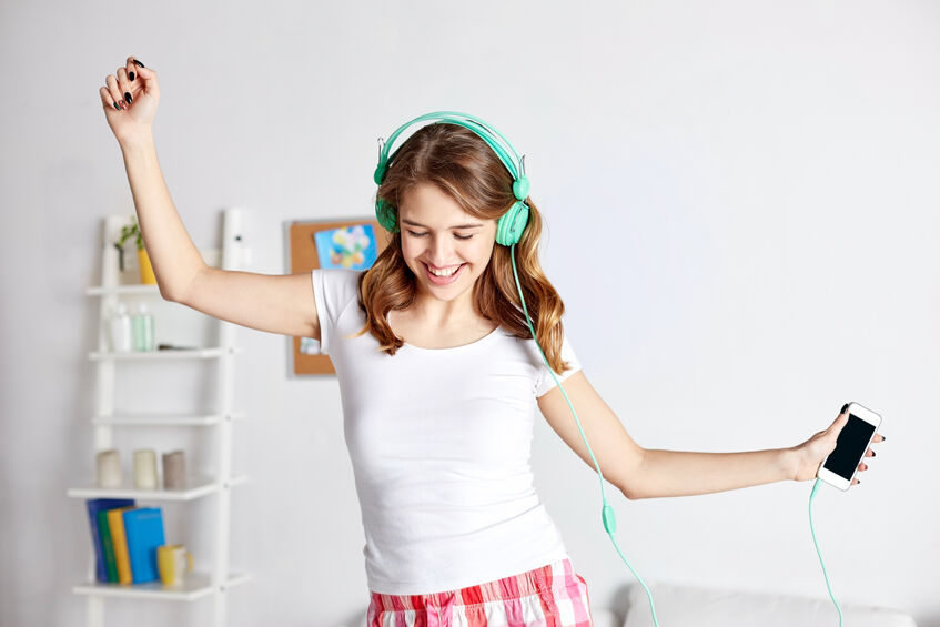 Good news: Today's teens are not in a hurry to grow up!