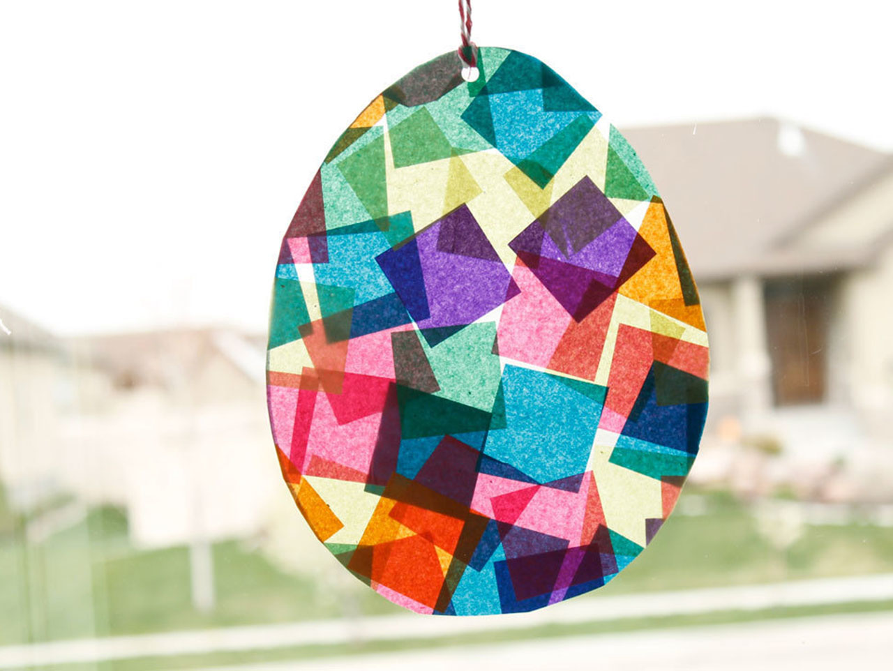 Make an Easter suncatcher craft today