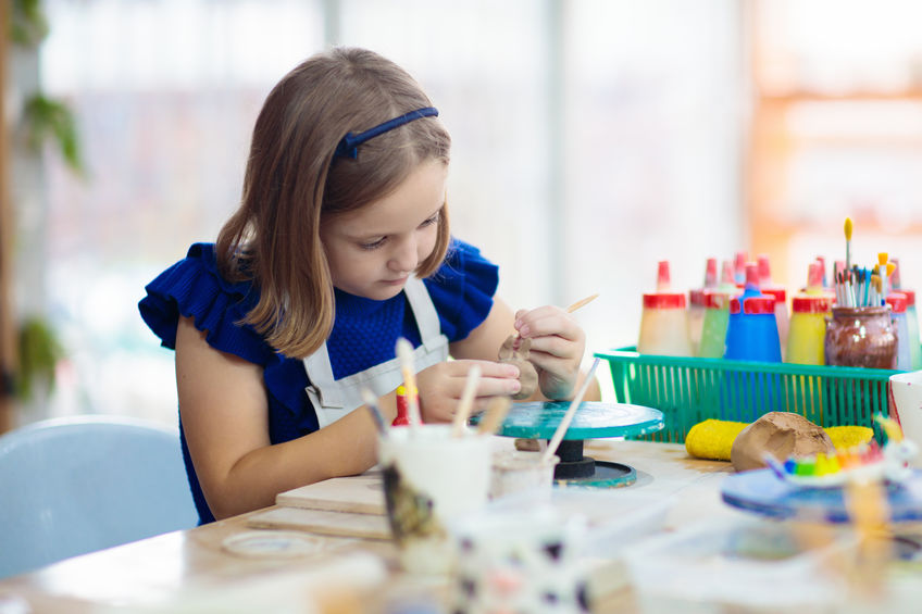 Wooden clothing peg dragonfly craft