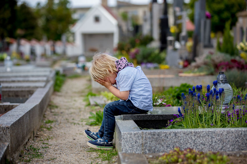How to help your child cope with the death of a grandparent