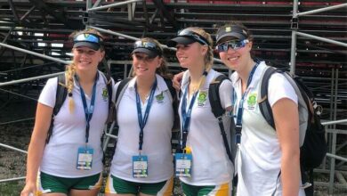 37BESCHOOLROWSL_72127