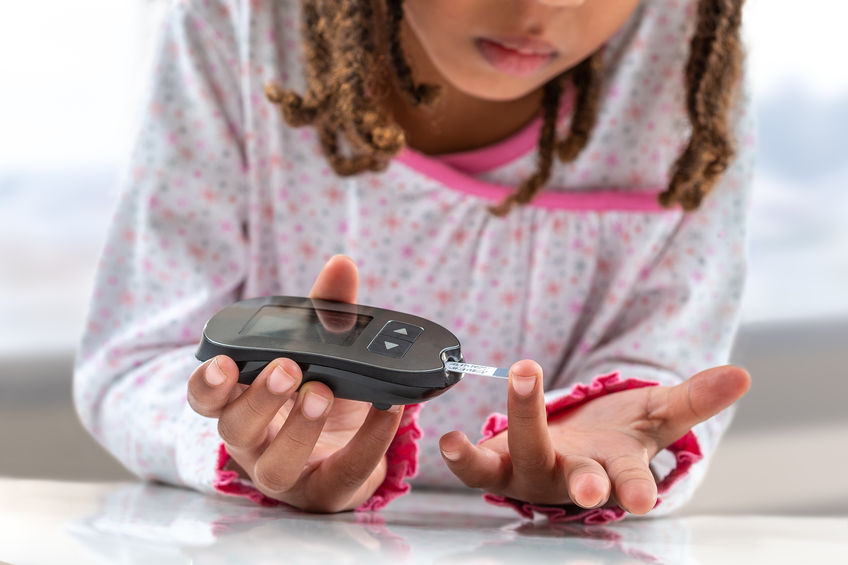 What are the signs of type 1 diabetes in children?