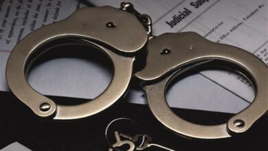 Handcuffs8x6_73350