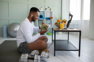 full-shot-man-eating-eating-salad-300x200