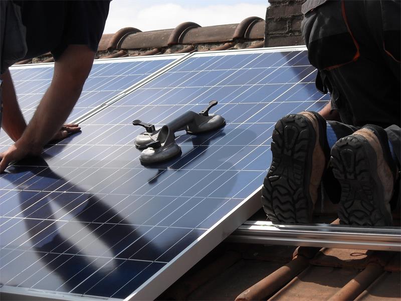 solar-panels-gaf730_74970