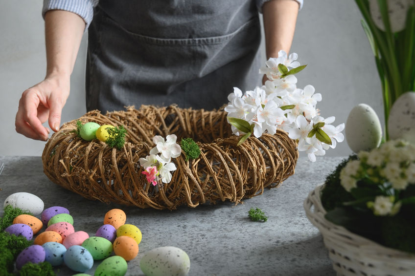 How to help your child make an Easter floral wreath