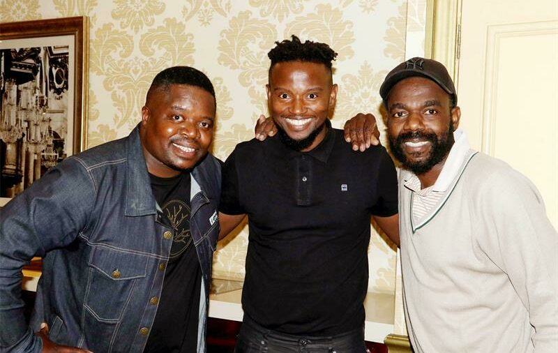 44BEKECOMMCOMEDYSLM_75837