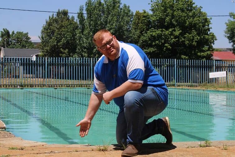 Residents remain without access to the facility as the city works through chlorine procurement, lifeguard appointments and repairs to the faulty pump.