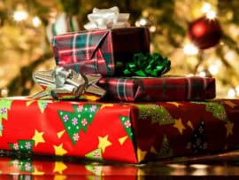 From crafts to movies, discover creative ways to wait together as a family.