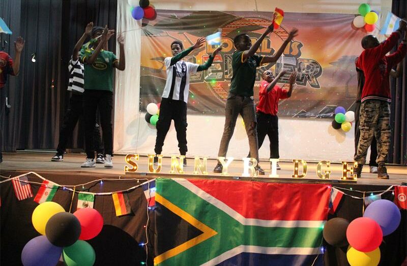 The production was a vibrant celebration of the nation’s heritage, weaving together music, dance, history, and culture.