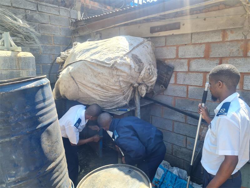 Germiston SPCA inspectors rescued several dogs kept in a cramped metal box after repeated warnings to the owner were ignored.