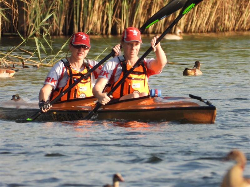 For many participants, however, the race was not only about competition but also about fitness and recreation. A key focus of the race included portage practice, an essential skill in canoeing.