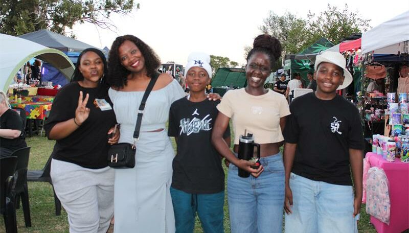 Young and old came to support the night market, and to enjoy the stalls showcasing handmade crafts, fashion, delicious food and unique home-grown products.