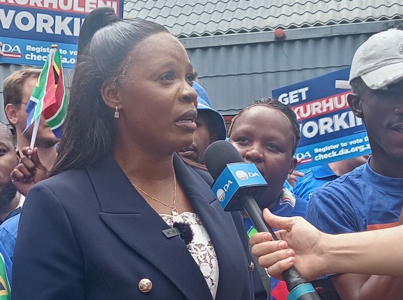 Khathutshelo Rasilingwane currently serves as Member of the Gauteng Provincial Legislature.