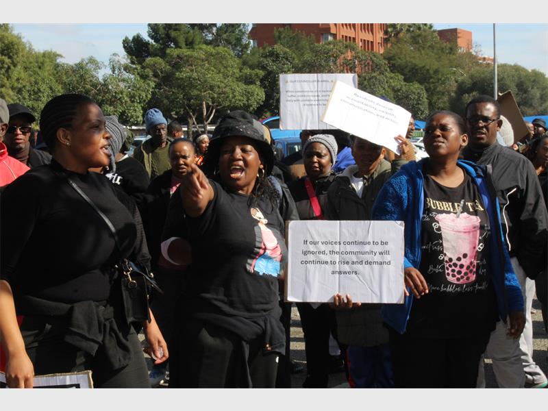 Ekurhuleni residents hand over memorandum over worsening electricity crisis
