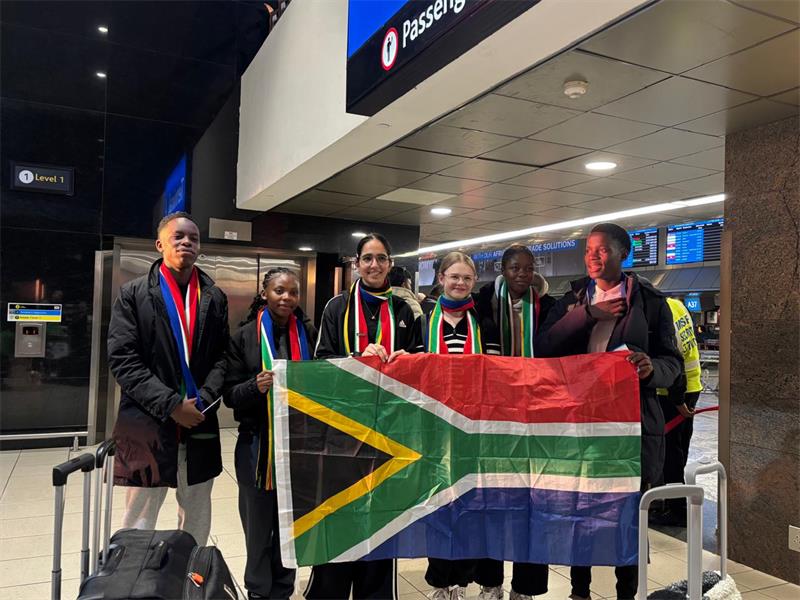 Gauteng learners Fly South African flag high at Life Sciences Olympiad in Russia.