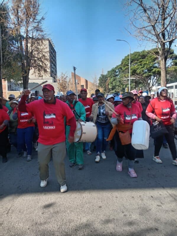 MECSU members have returned to the streets of Germiston, continuing their demand for permanent employment within the City of Ekurhuleni after nearly 10 months of strike action.