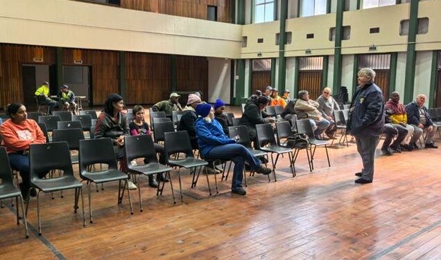 Some residents also expressed frustration and a loss of faith in the system, citing slow responses to minor crimes and perceptions of inaction.