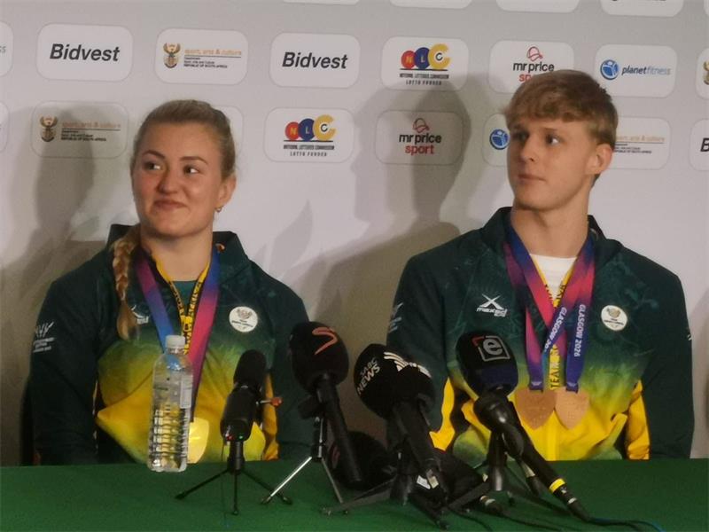 She defended her 50m breaststroke title and added a 4x100m medley relay bronze to end the games with two medals.