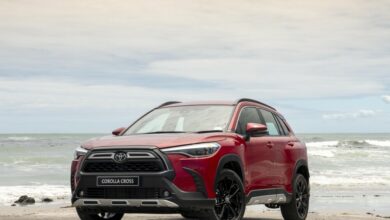 CorollaCross_X-over_01