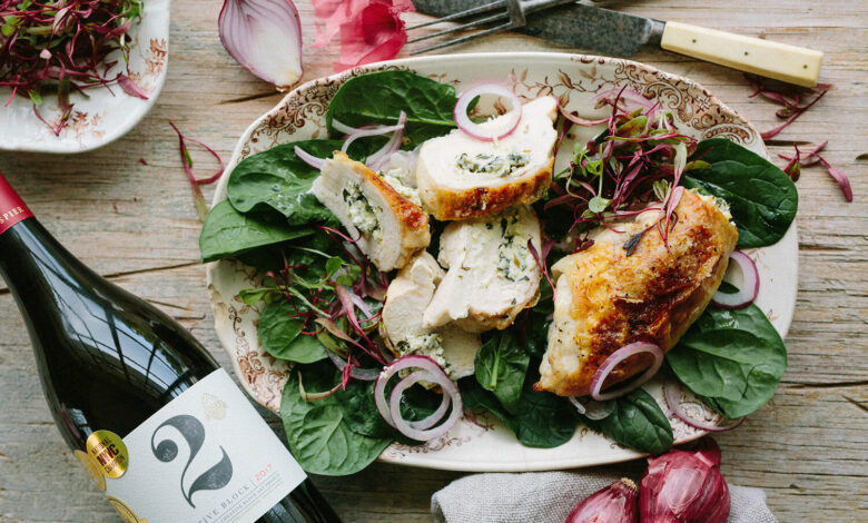 19 SATURDAY ENTERTAIN - Stuffed chicken breasts with goats' cheese