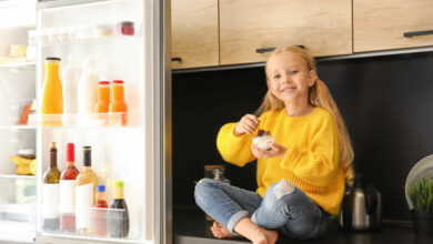 Is your child hungry or simply bored?