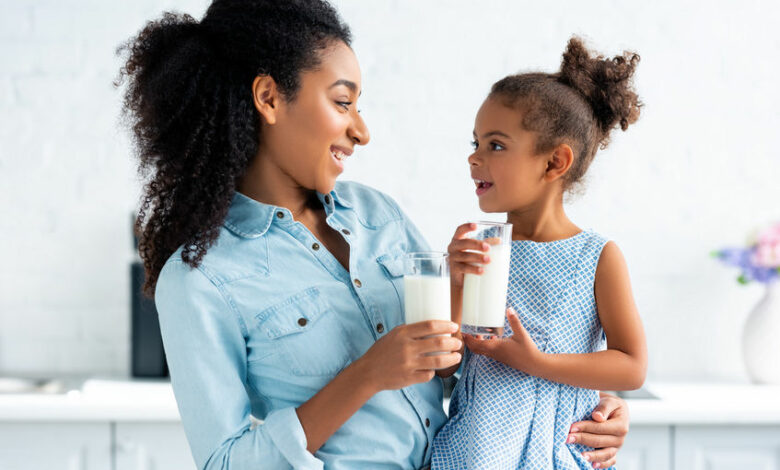 Parent's guide to non-dairy milks