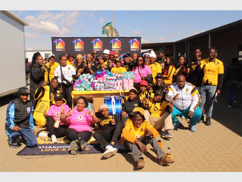 Over 400 sanitary towels and 435 toiletries were donated by the Greater Brakpan Kaizer Chiefs Supporters Branch to local learners in honour of Mandela Month.