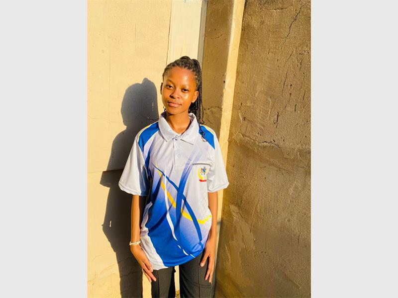 Fifteen-year-old Phindile Ndlovu from Tsakani is set to represent Gauteng at the 2025 South African National Youth, Seniors and Masters Darts Championships in KwaZulu-Natal.