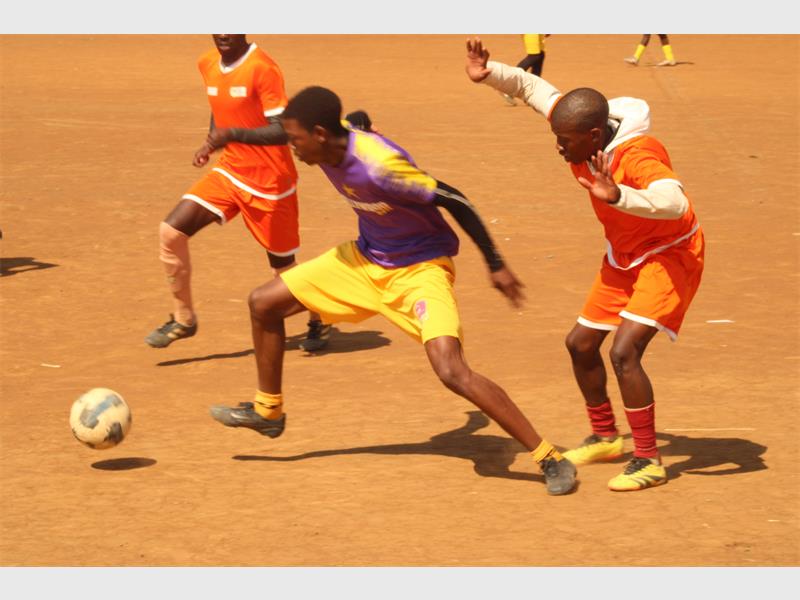 Tec United fought hard to secure a 3-1 win against Elco Sentos at Malandela Ground during the third annual Women’s Month Top 16 Tournament.