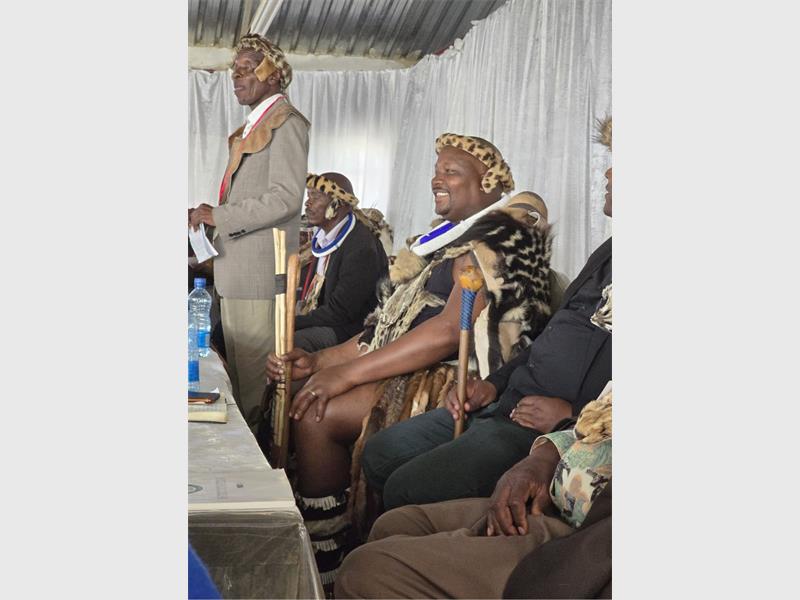 A historic moment unfolded in Tsakani as the Ndzundza Mabhoko Royal Palace inaugurated headman Mbalekwa Mahlangu. With traditional regalia, royal delegates, and community celebration, the event marked a powerful return to cultural roots and local leadership.